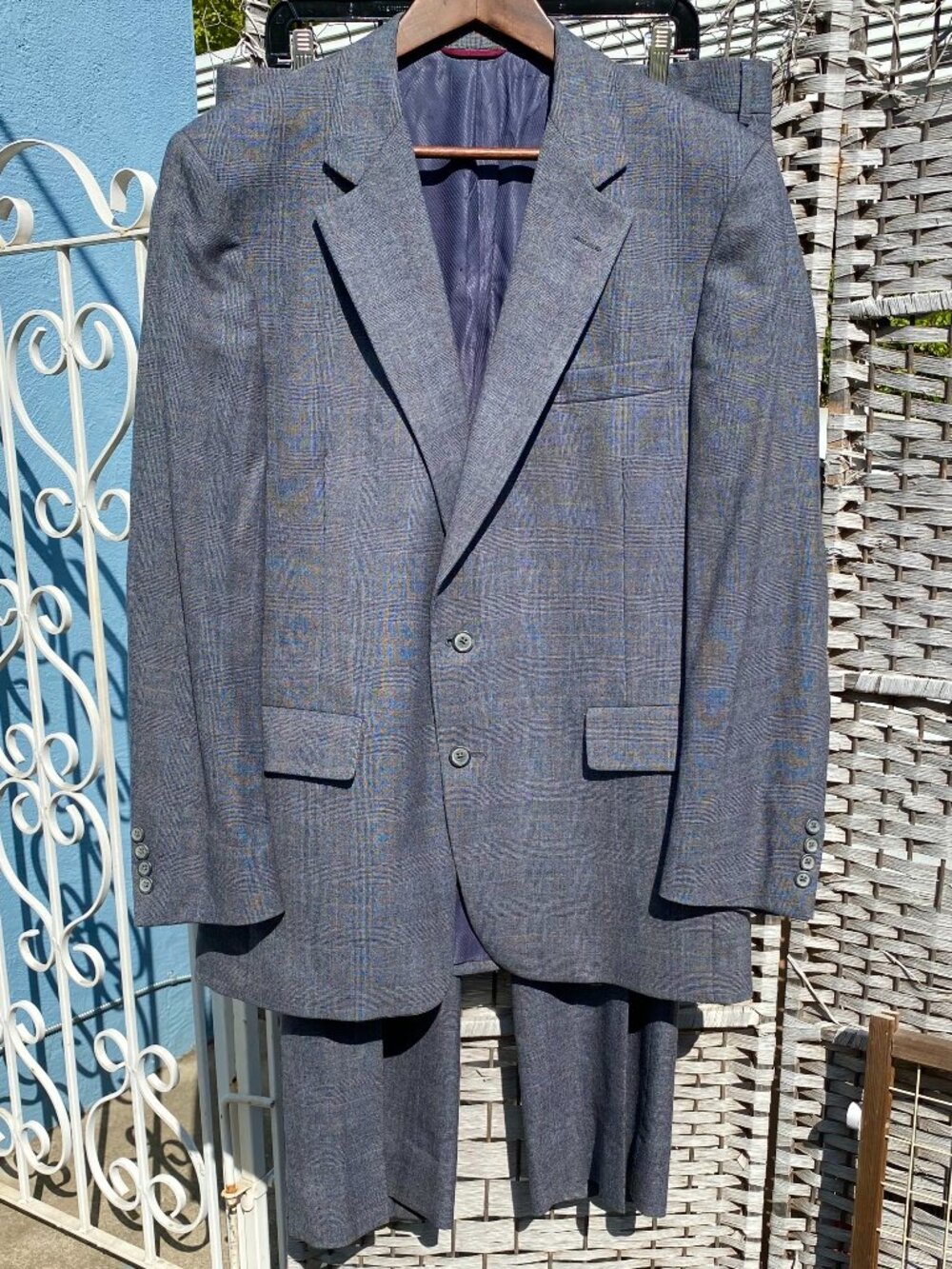 Vintage Two Piece Suit Hart Schaffner Marx Hastings Trumpeter Blue Gray Plaid 43